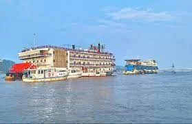 Cruising the Mandovi: A Tranquil Journey along Goa's Scenic River