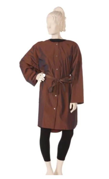 The Importance of a Hair Stylist Smock: A Guide for Salon Professionals