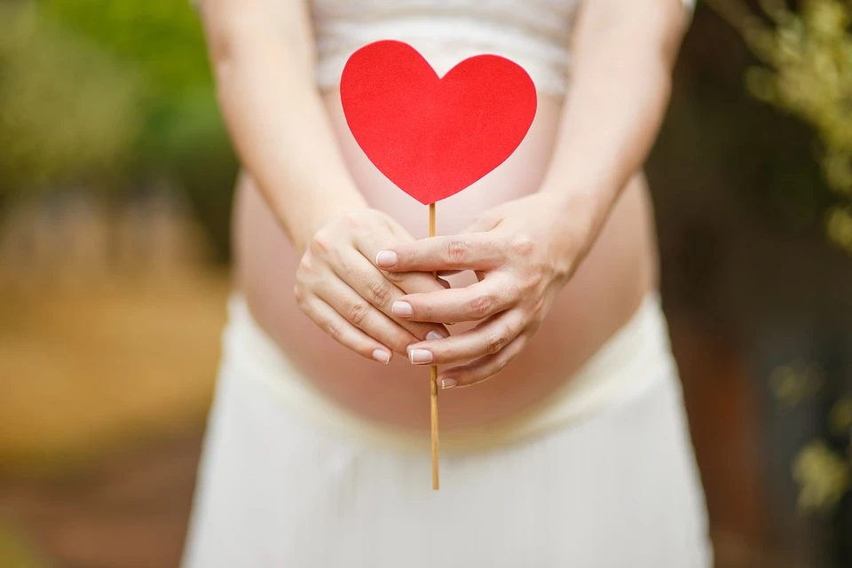 What Are The Qualifications In Becoming A Surrogate Mother?