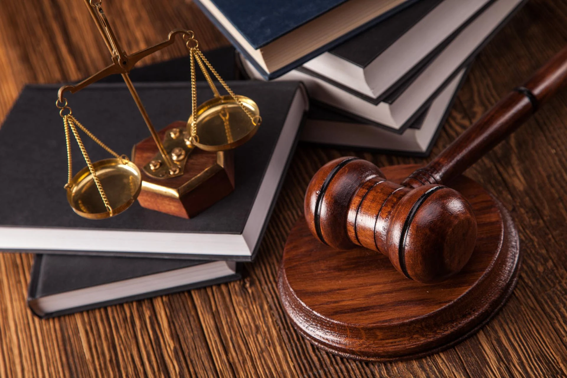 Hiring The Right Litigation Lawyer in Melbourne
