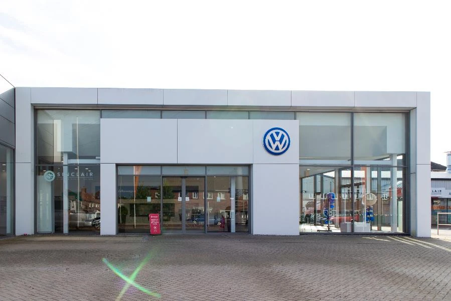 Volkswagen Sharan PCO Rental: Comfort and Versatility Combined