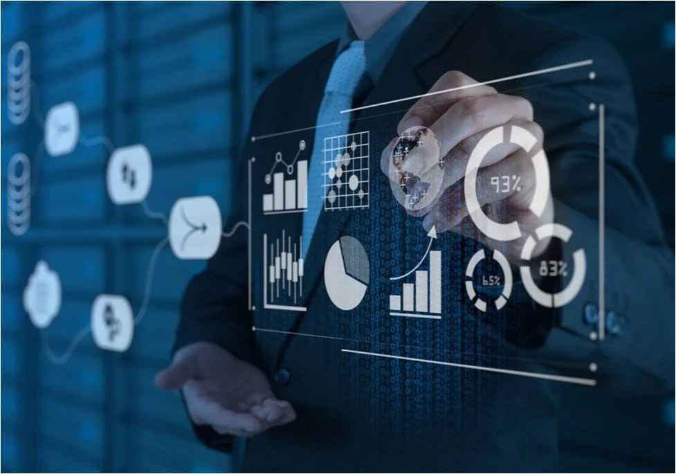 The changing role of business analytics  in the age of the pandemic