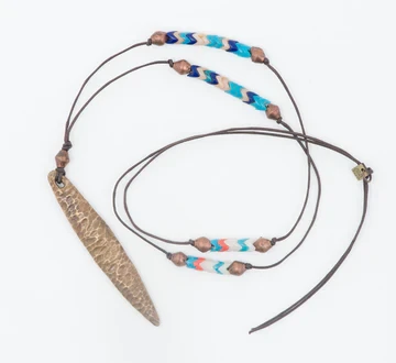 Why Do People Choose To Wear Handmade Jewelry?