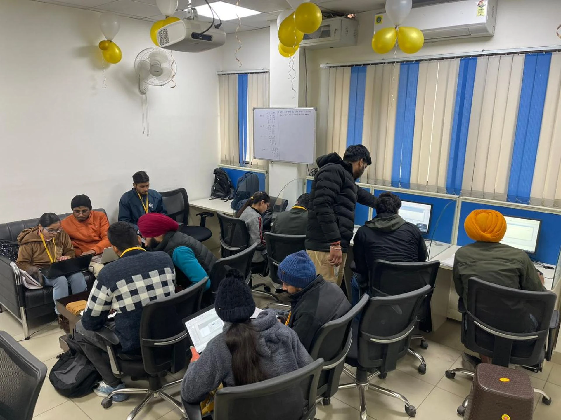 Best Full Stack Training in Mohali and Chandigarh with 100% Job Placement - Future Finders