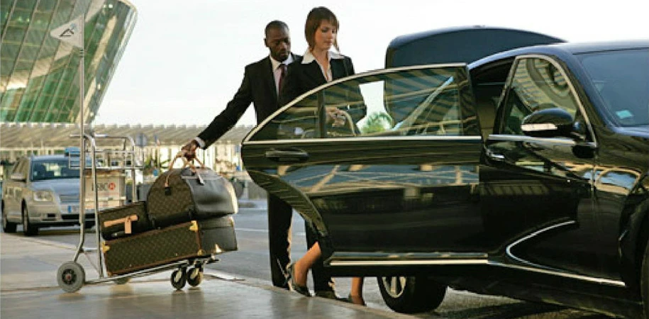 Streamlining Your Travel Experience The Ultimate Guide to Airport Transfer &amp; Shuttle Services