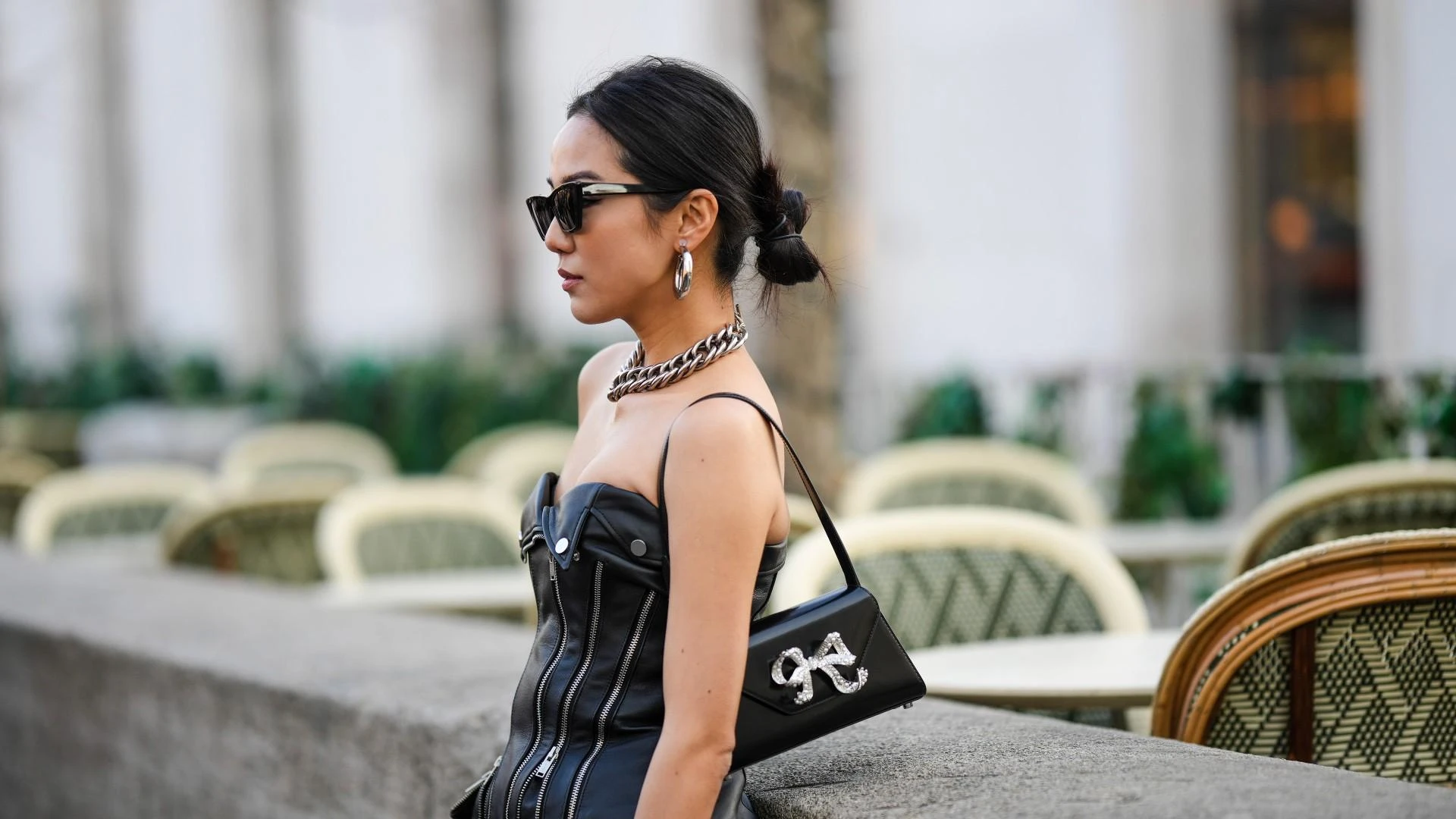 The Ultimate Guide to Shoulder Bags Function, Fashion, and FAQs