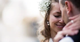 Live Stream Wedding Video: Live Stream Special Day