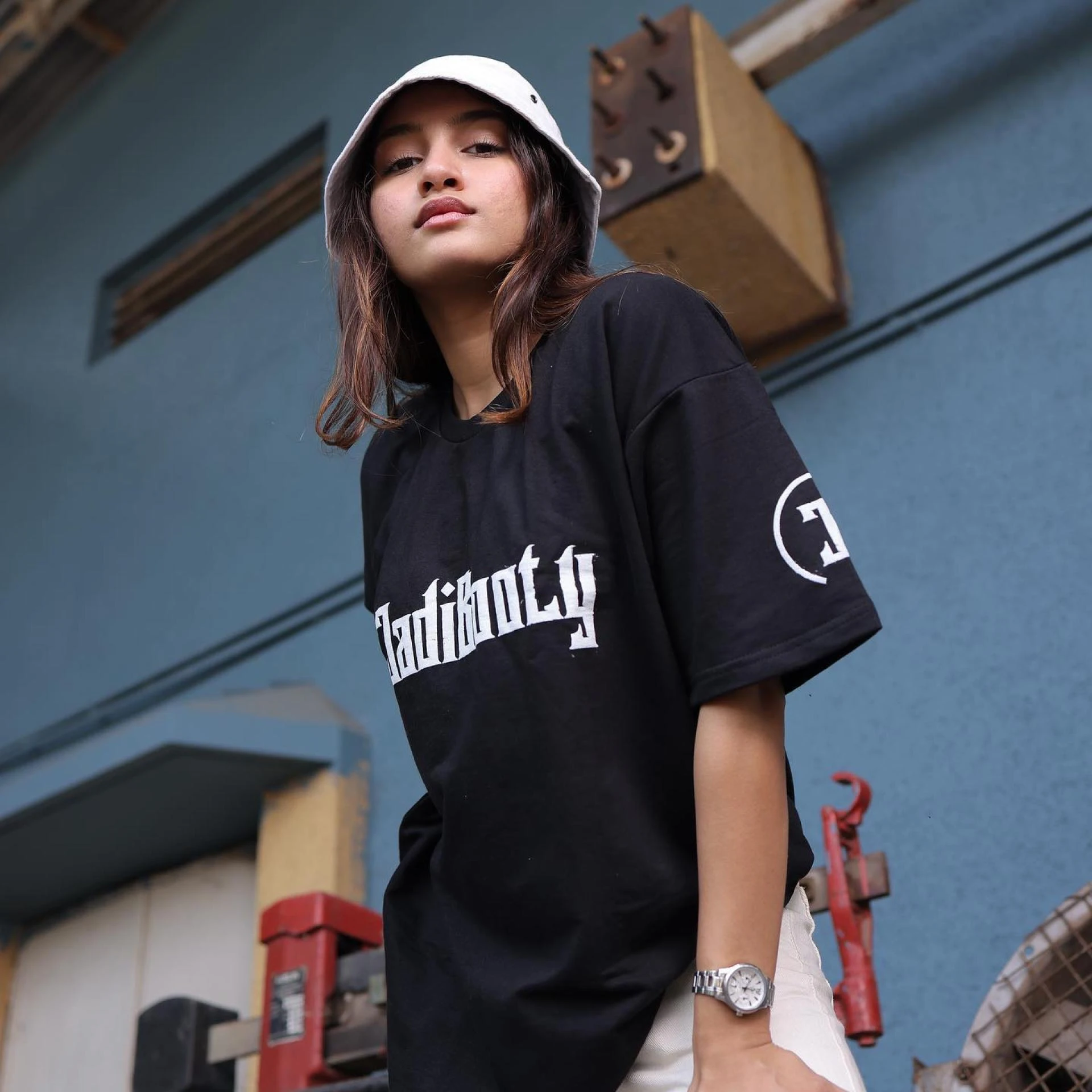 Check Out These Jadibooty Gen X Streetwear Oversized T-Shirts | jdbooty