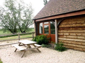 Crafting Memories: Perfect Stayz Unveils Oregon's Unique Charms