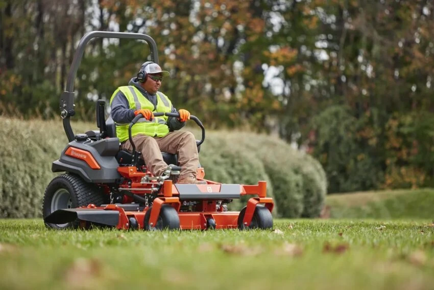 The Silent Cut: An In-Depth Look at the Latest in Quiet Lawn Equipment Technology