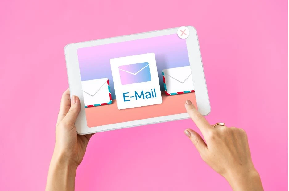 3 Ways to Successfully Use Email Marketing During the Holidays