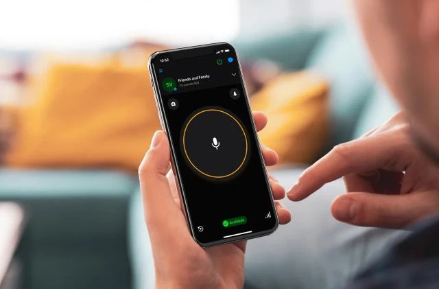 How Do Walkie Talkie Apps Work on Smartphones?