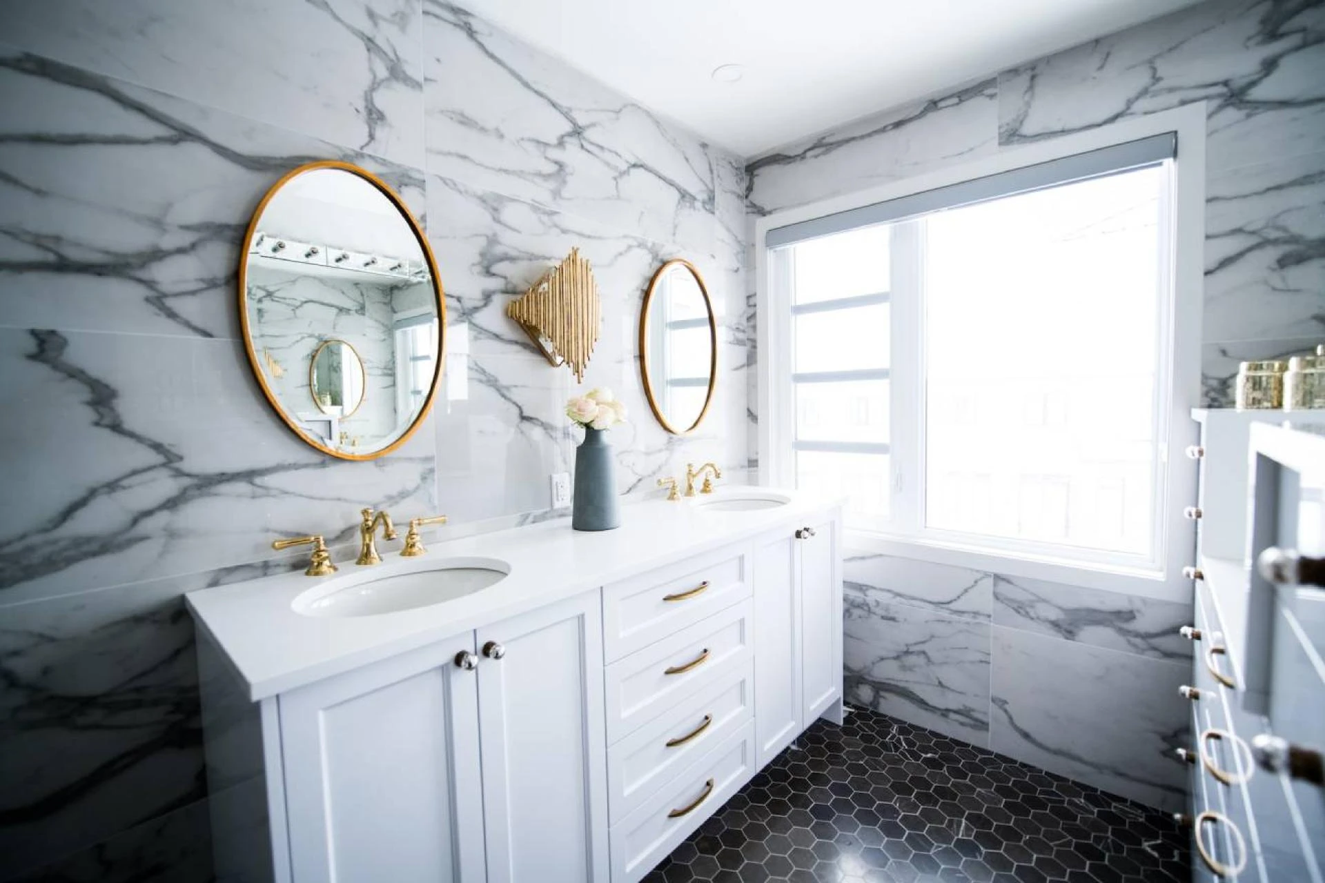5 Bathroom Design Trends in 2022 You Shouldn't Miss