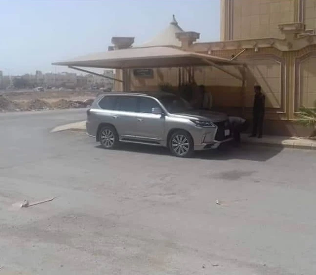 Foundation installs car umbrellas