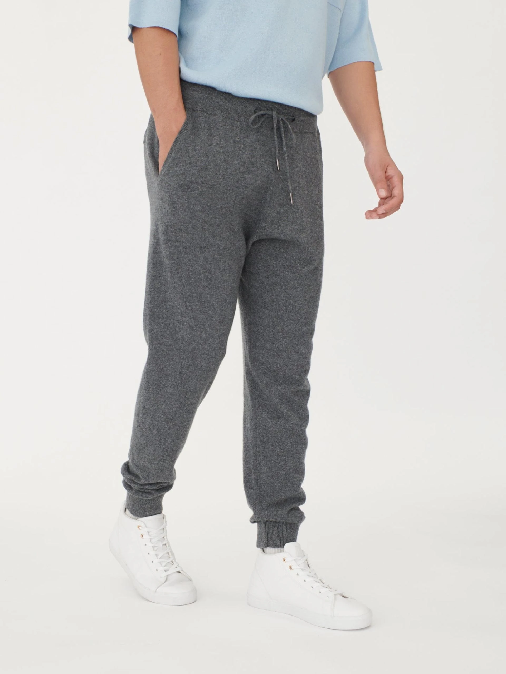Cashmere Joggers: The Ultimate in Comfort and Style for Men