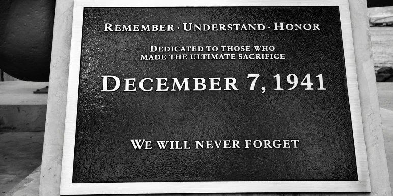 Guide to Use Custom Plaques to Effectively Brand Your Business