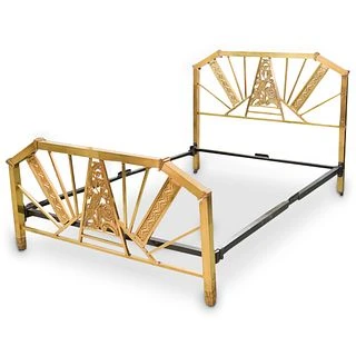 Rediscovering Elegance: Antique and Vintage Bed Frames Introduction: