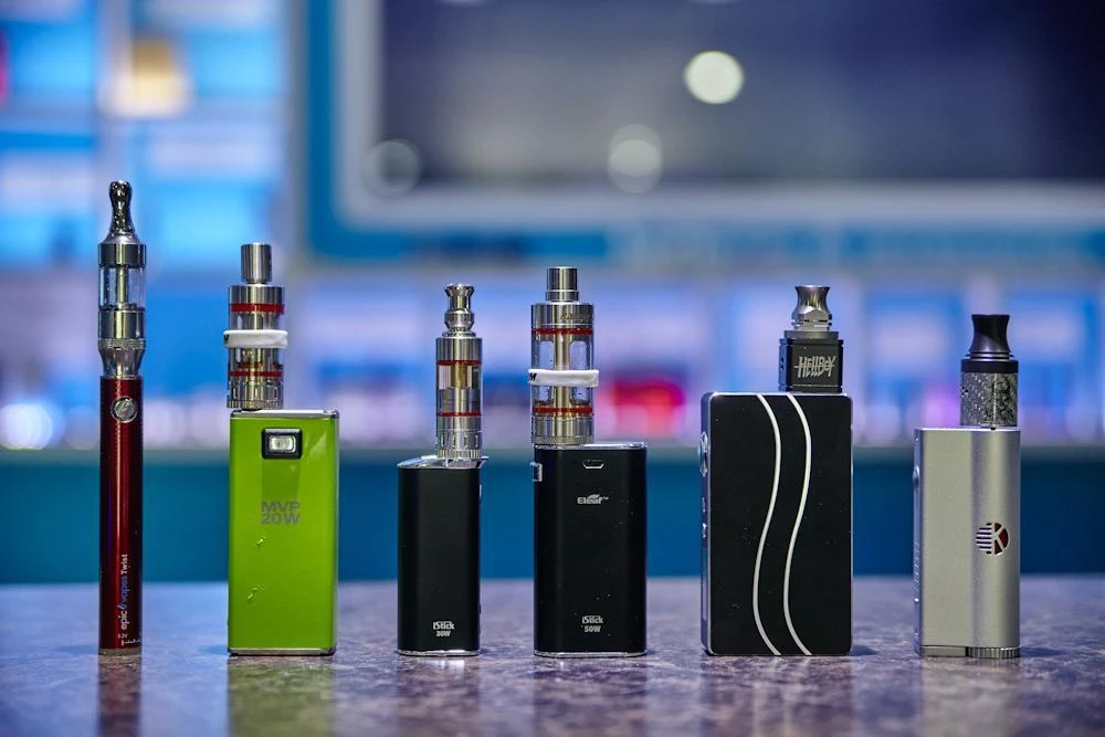 Exploring the Cutting-Edge: Elux Vape and Crystal Pro Max