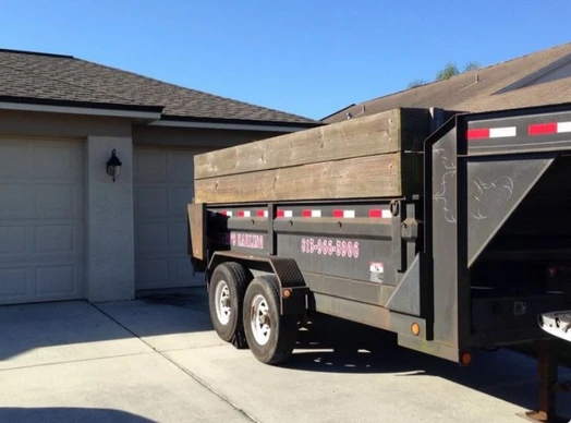 Simplifying Cleanup: Dumpster Rental in Tampa and Nearby Dump Trailer Rental Services