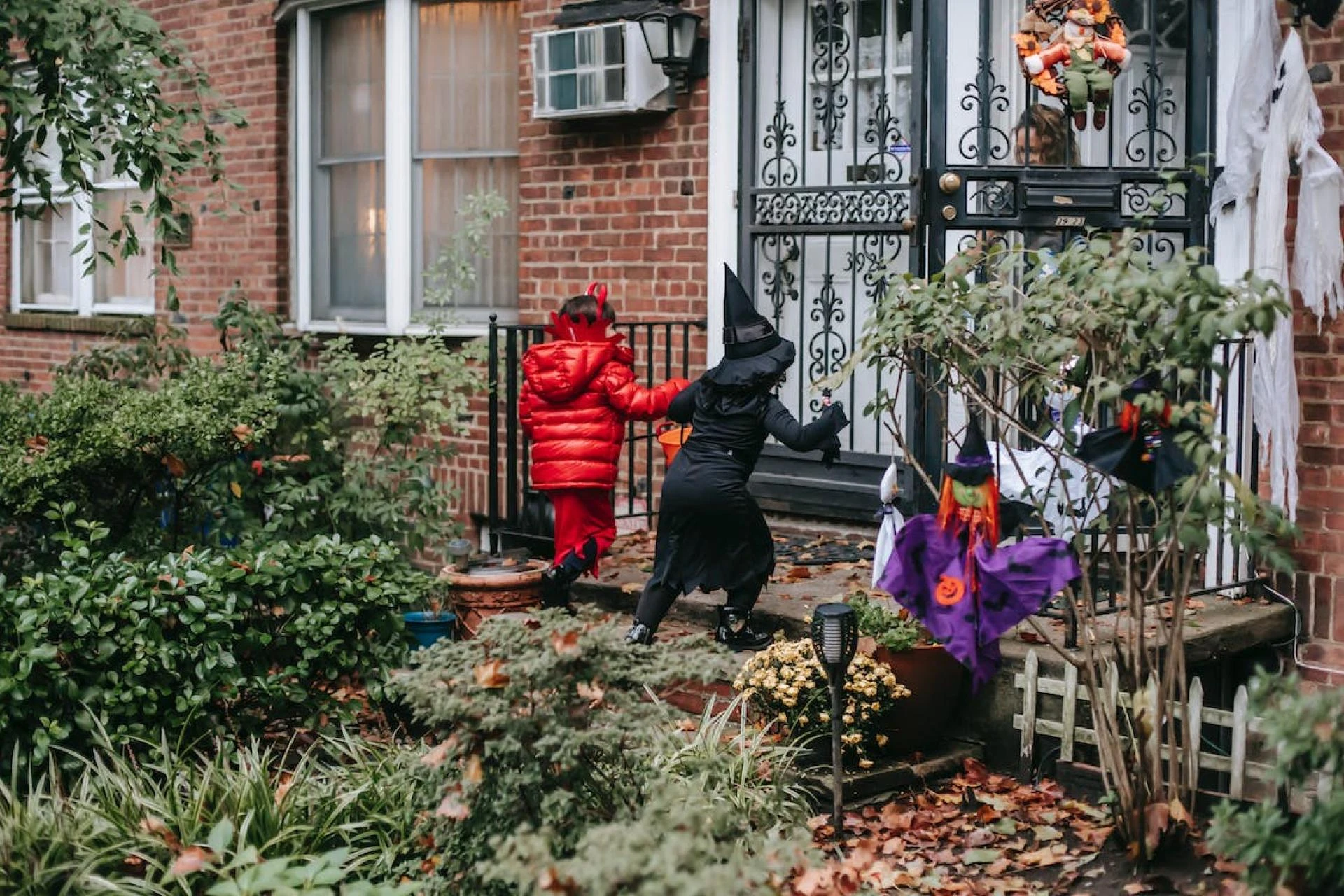 HEALTHY HALLOWEEN TREATS FOR CHILDREN -Delight to the taste buds