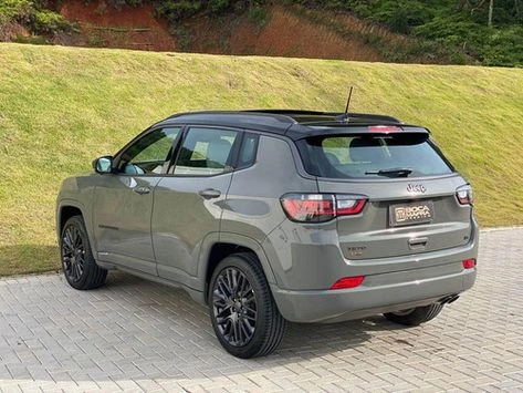 Exploring the Functional Excellence of the Jeep Compass Exterior