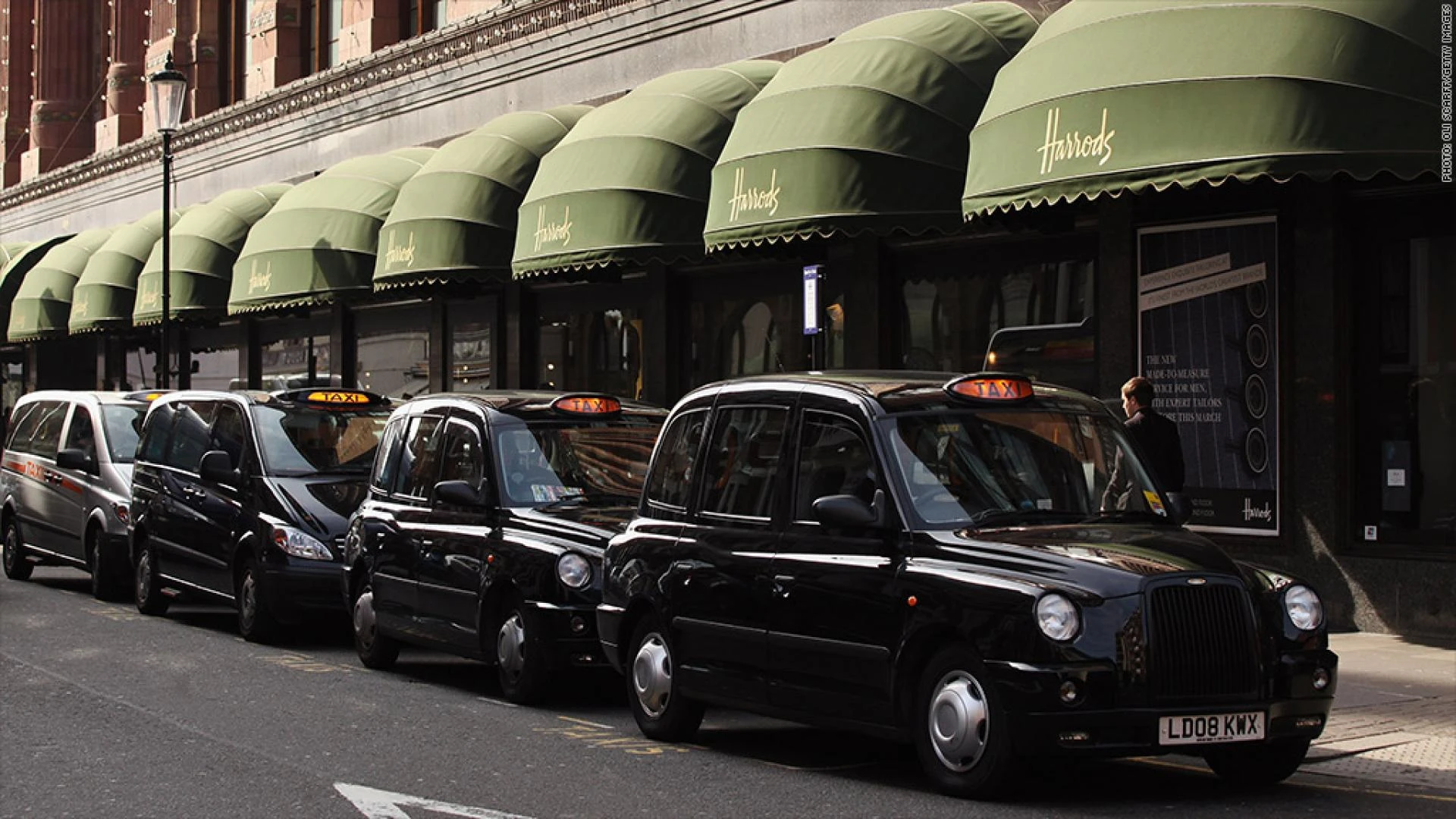 The Ultimate Guide to Booking with Weybridge Taxis