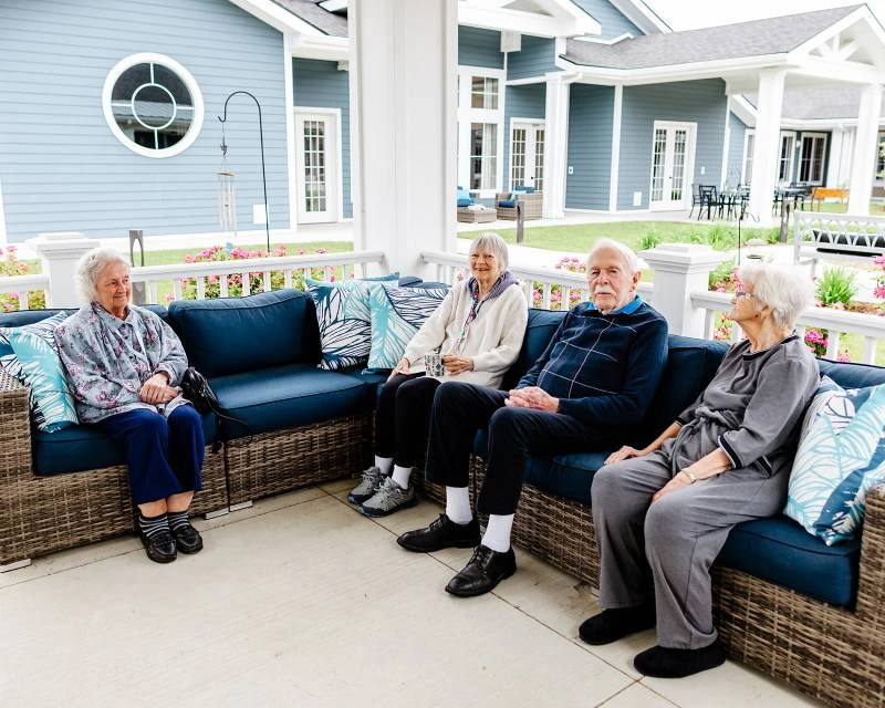 Dementia Care Facilities: Warm And Welcoming Environment