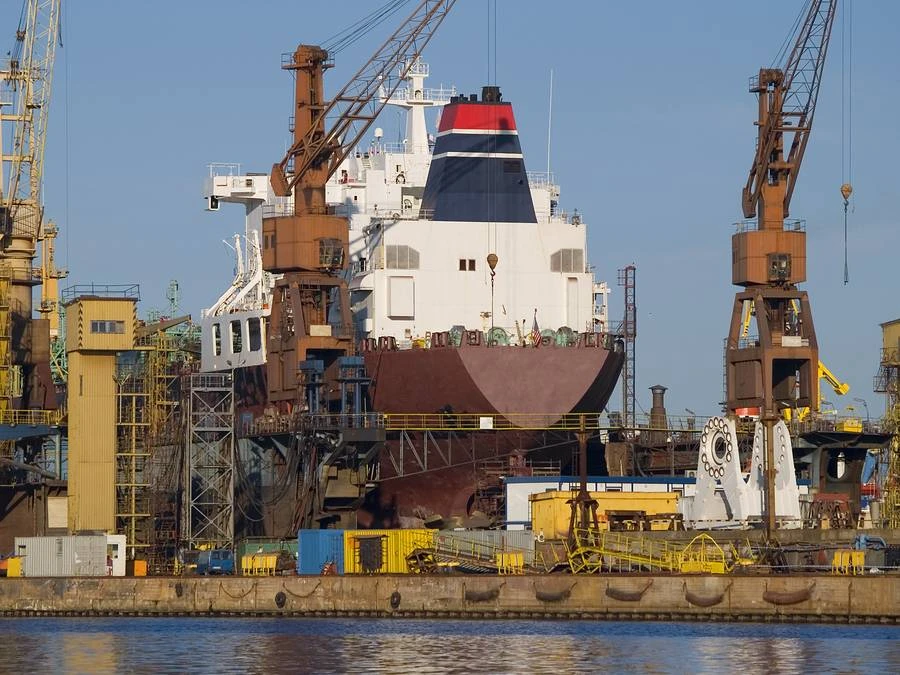 Common Shipyard Accidents Workers Face