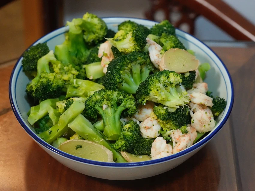 How To Steam Vegetables Without A Steamer: A Step-By-Step Guide