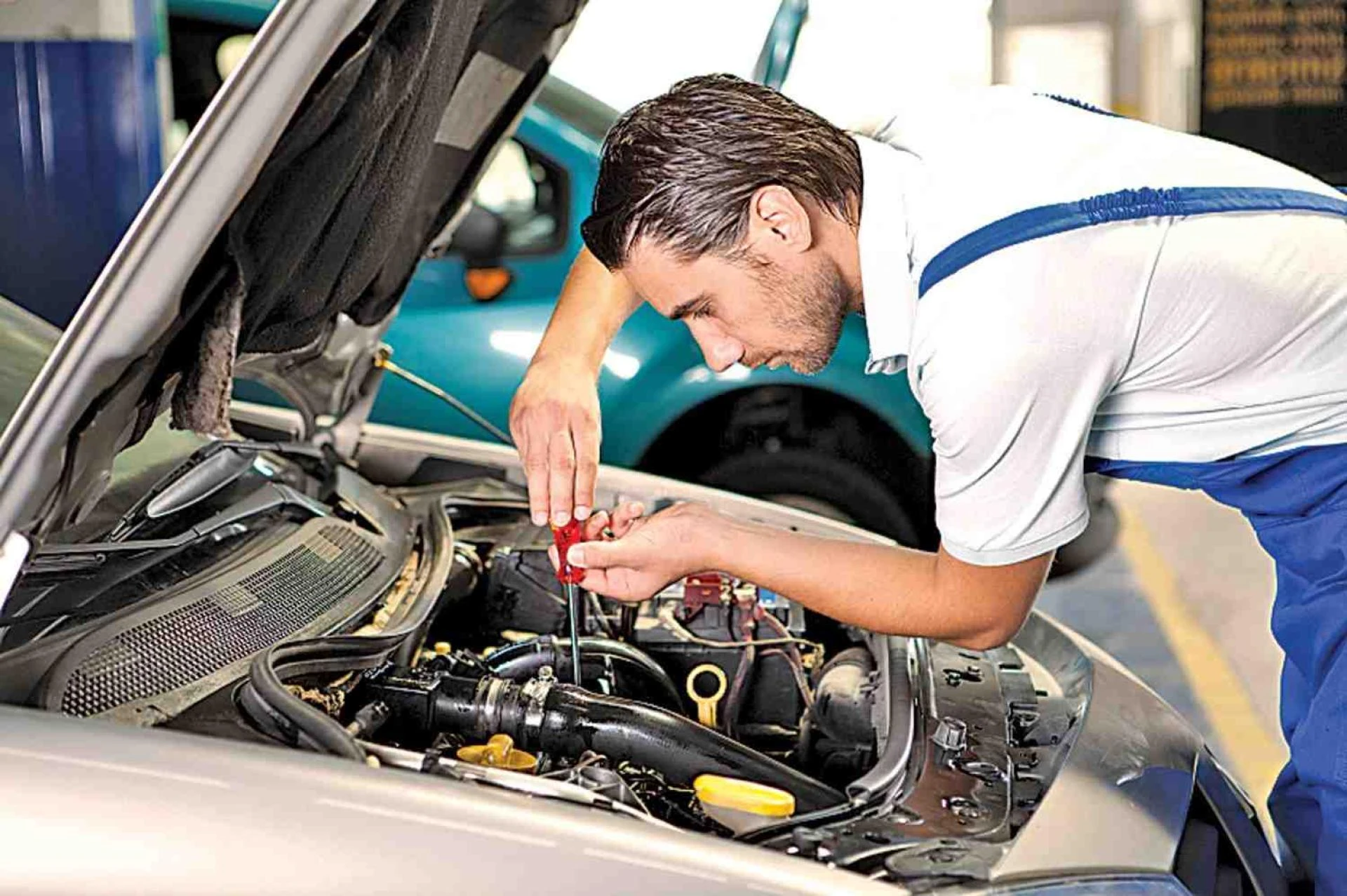 Comprehensive Guide to Car Repair: Maintenance and Troubleshooting