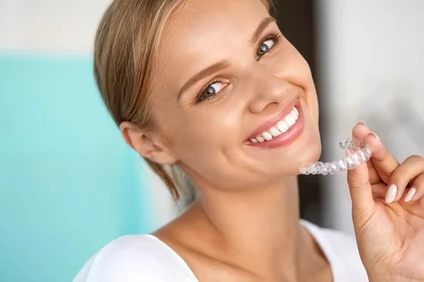 Invisalign for Teens: Straightening Your Teeth without the Embarrassment