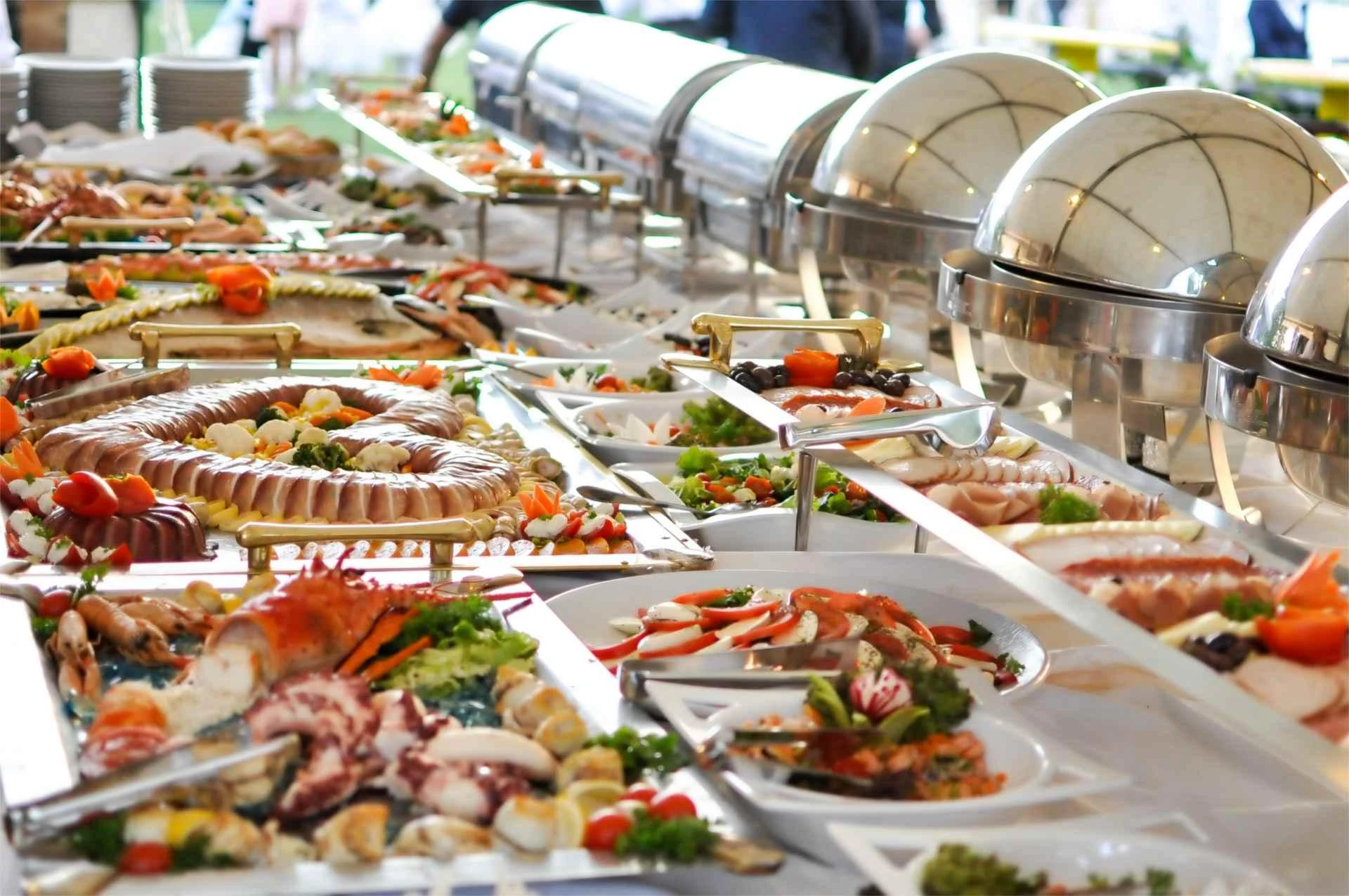 What is the Wedding Catering? And How Much Does It Cost to Cater a Wedding?