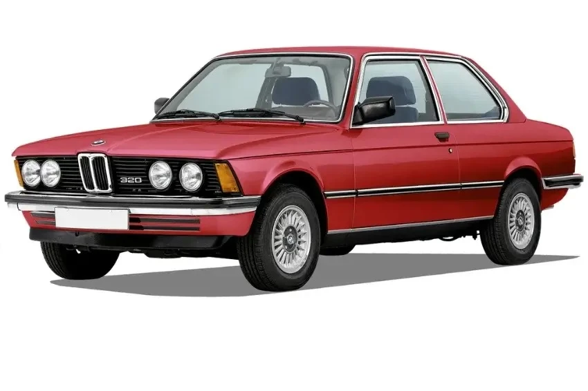 Are you a fan of Tesla CEO Elon Musk? If so, then you must have heard about his impressive car collection! In this article, we take a look at the cars owned by