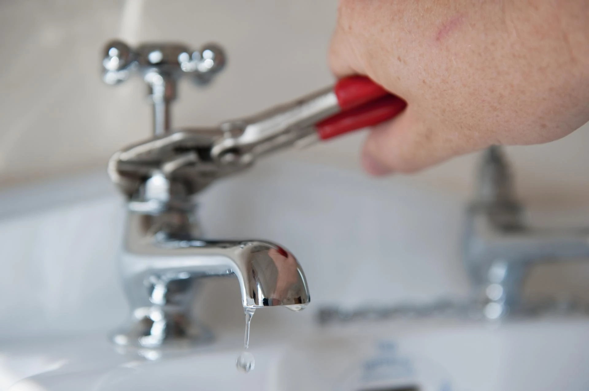 7 Common Kitchen Plumbing Problems and How to Solve Them