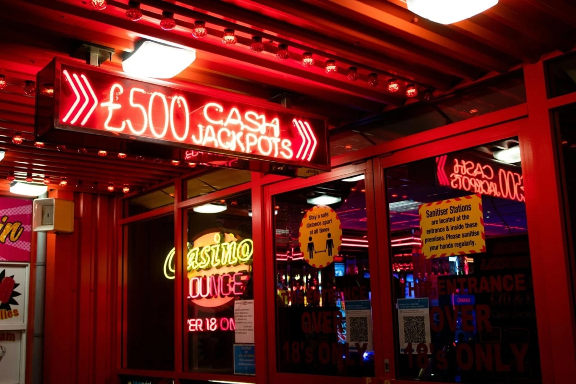 The Beginner's Guide to Casino Etiquette: What to Know Before Your First Visit in the UK