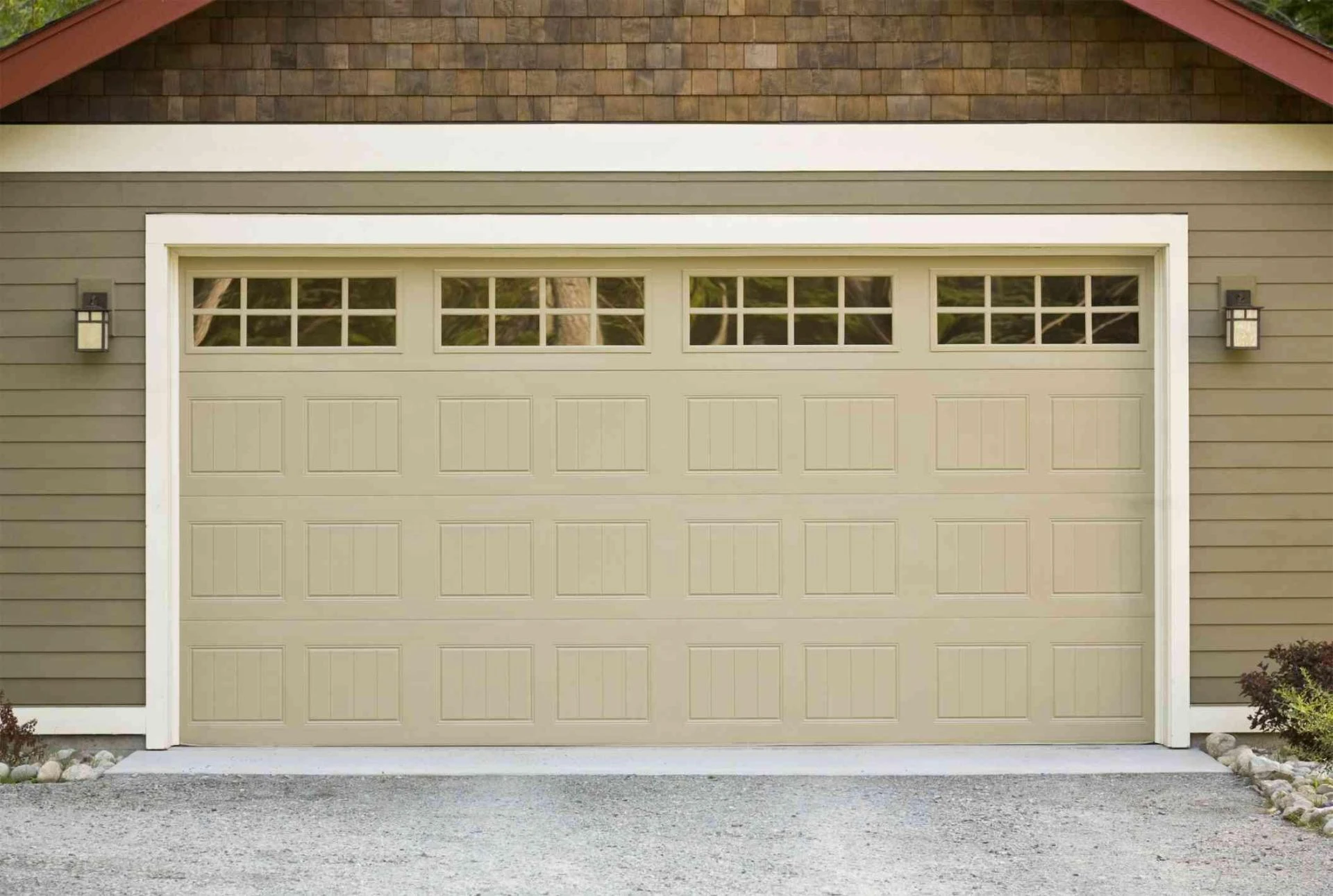 Transform Your Garage: Garage Door Refinishing