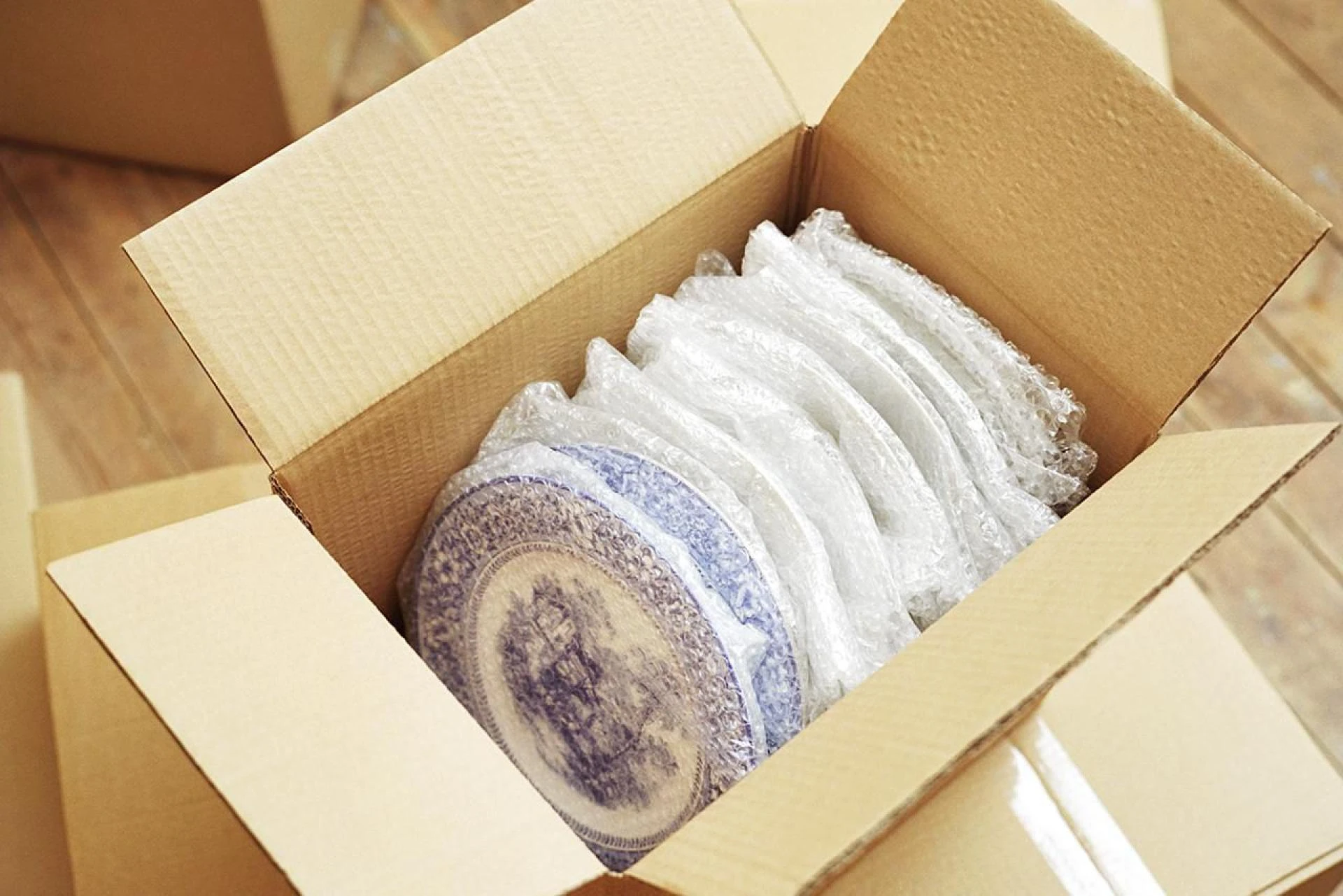How to Choose the Right Packing Materials for Fragile Items