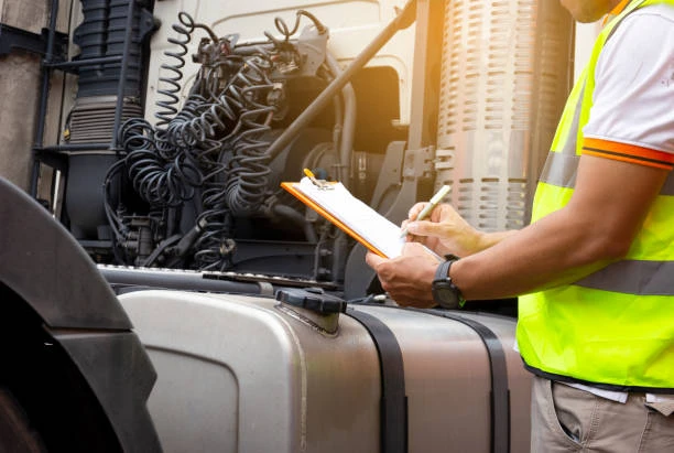 What To Expect When You Call Commercial Truck Repair Expert For Help