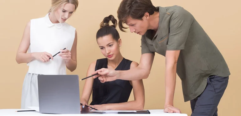 12 Incredible Reasons to Look for Online Assignment Help Services in the UK