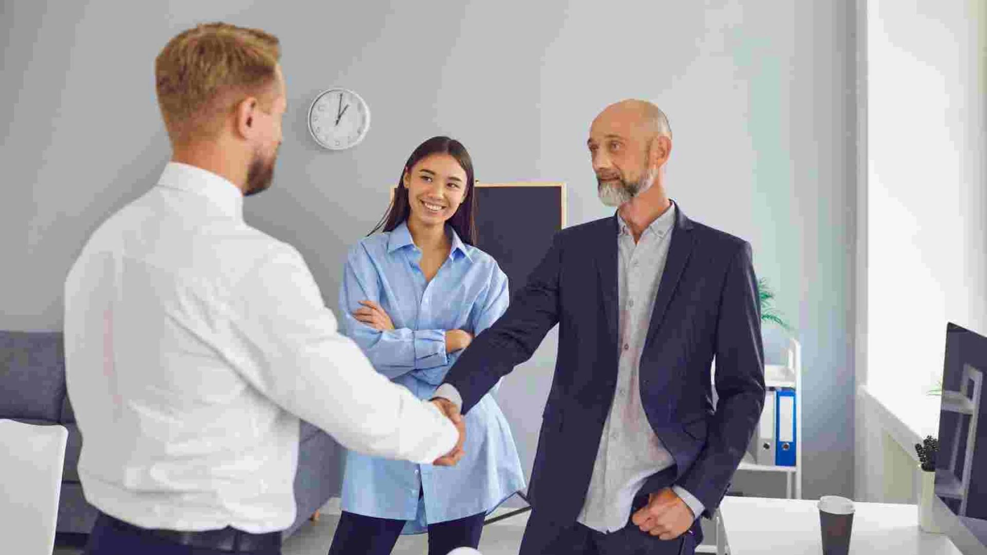 How to Successfully Negotiate with Moving Companies