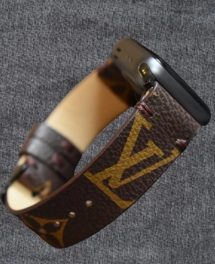 The Timeless Appeal of Classic LV Monogram in Apple Watch Bands