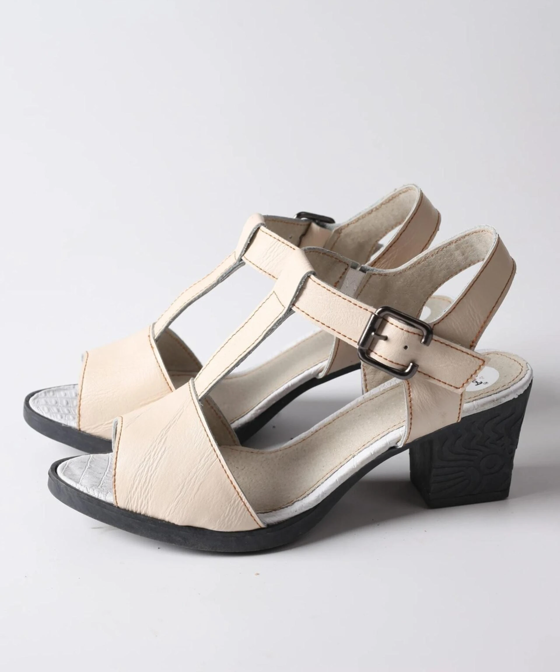 Unveiling the Cutest Gucci Sandals of the Season