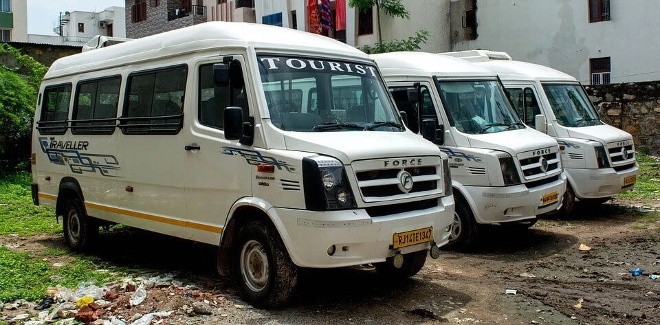 Need a Comfortable and Reliable Transfer Between Mumbai and Pune? Here Are Your Options!