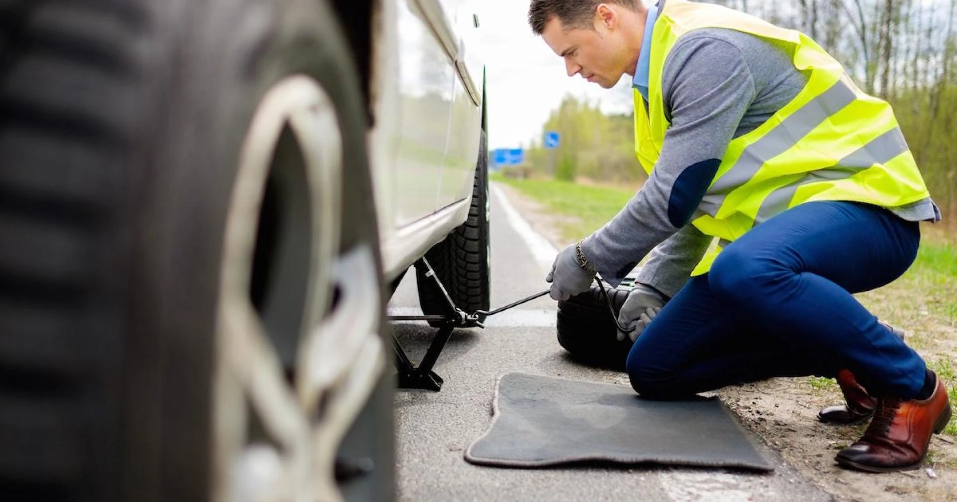 Breakdown Recovery East London: Expert Assistance from ARB Vehicle Recovery