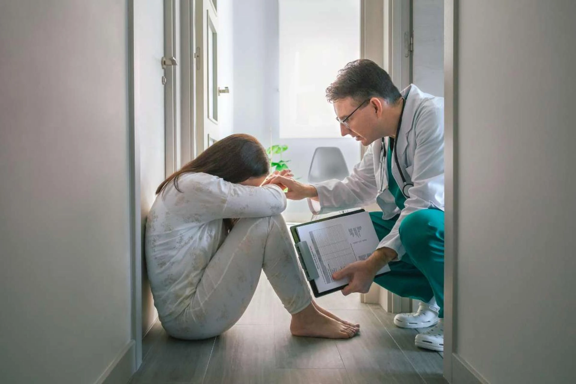 Cognitive Behavioral Therapy (CBT): Understanding and Applying Evidence-Based Techniques