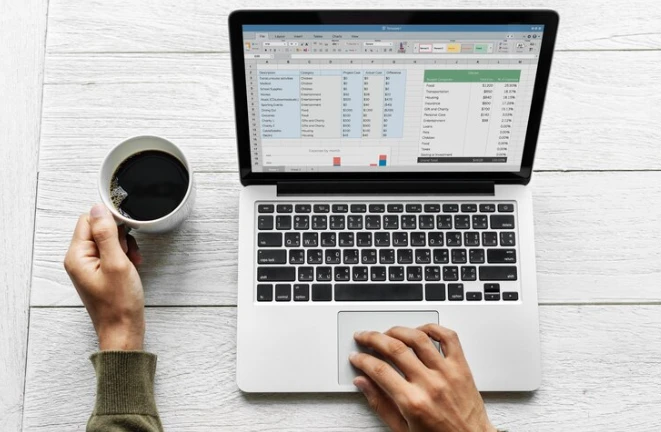 How Can Freelancers Benefit from a Tailored QuickBooks Setup?