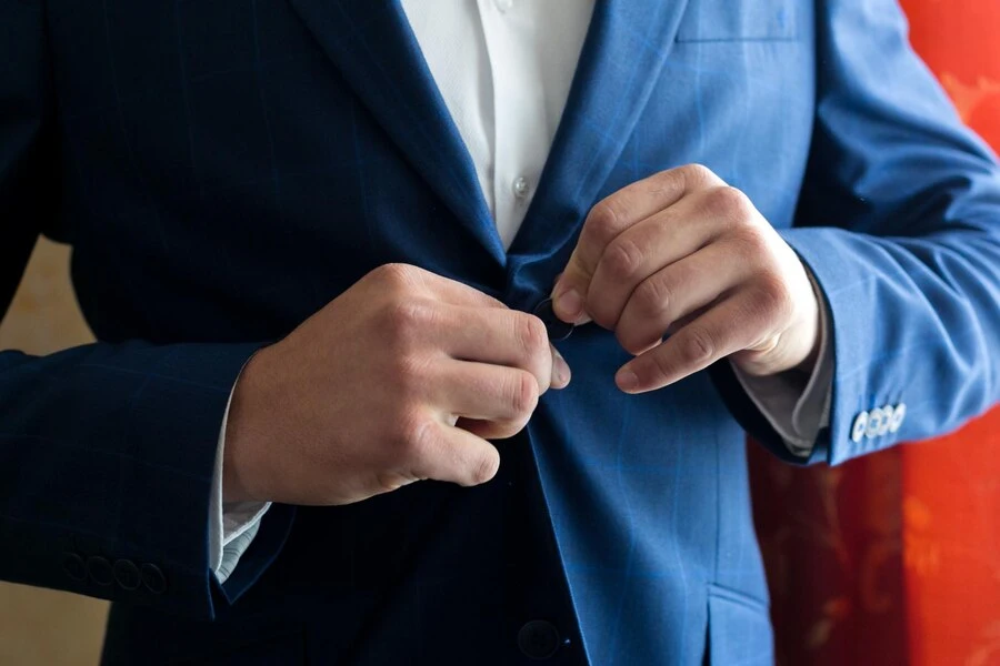 Man Suit Alteration Trends: What's Hot in Custom Tailoring for Men's Formal Wear