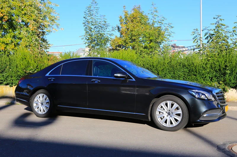 Decoding the Magic of Airport taxi in Curacao: An Opulent Voyage with cur.caribbeanluxuryservice
