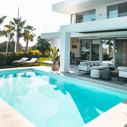 7 Mistakes You Can Avoid When Finding An Expert For Poolside Fence Inspection