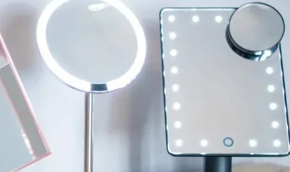 How to Find the Perfect Lighted Make-Up Mirror
